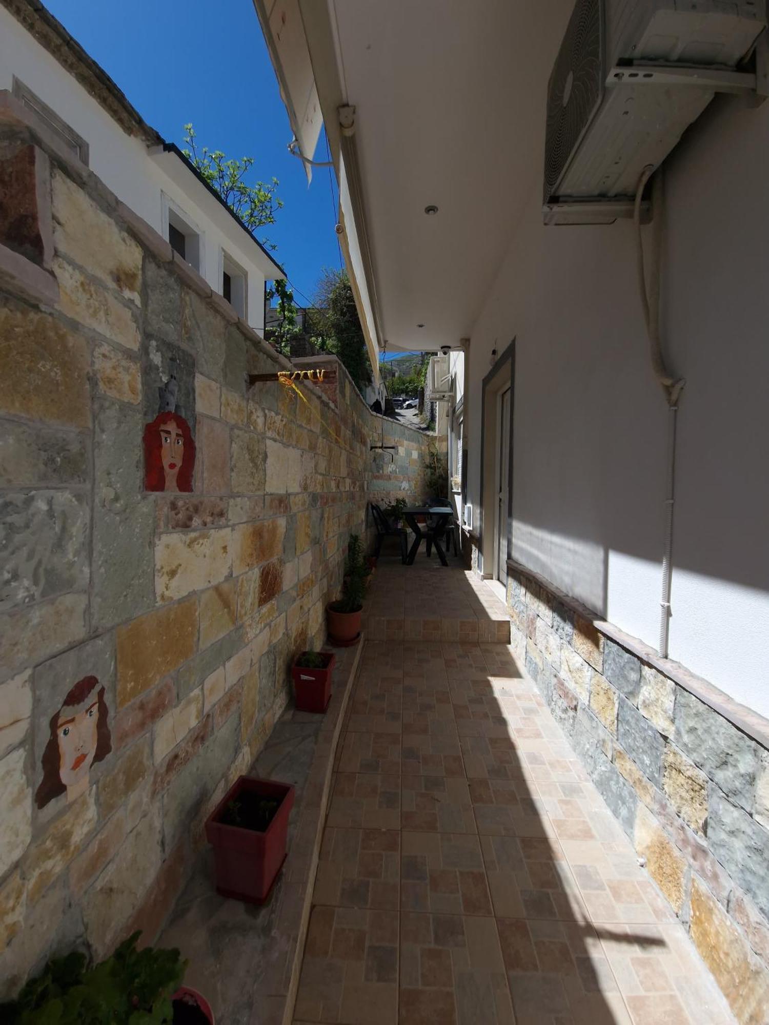 Apartment Antigona Gjirokaster Luaran gambar