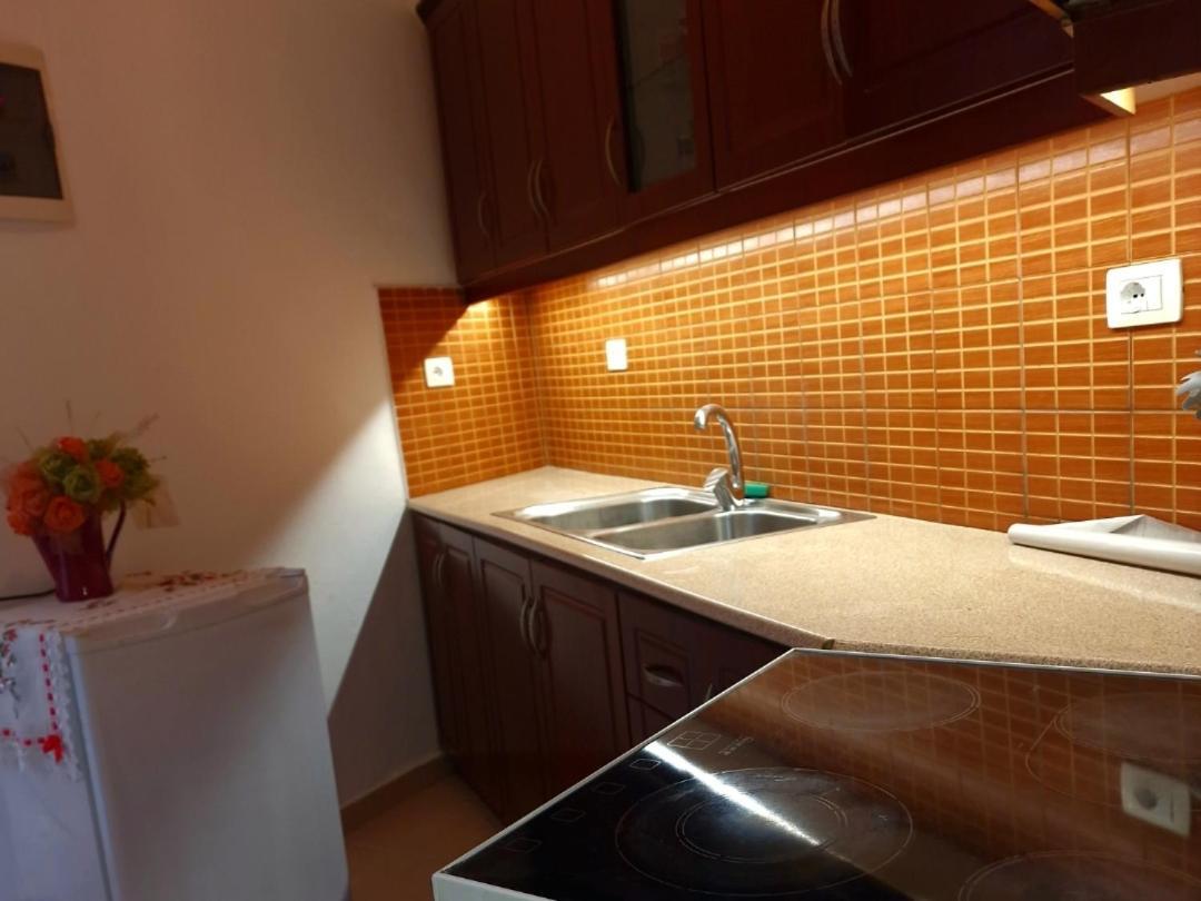 Apartment Antigona Gjirokaster Bilik gambar